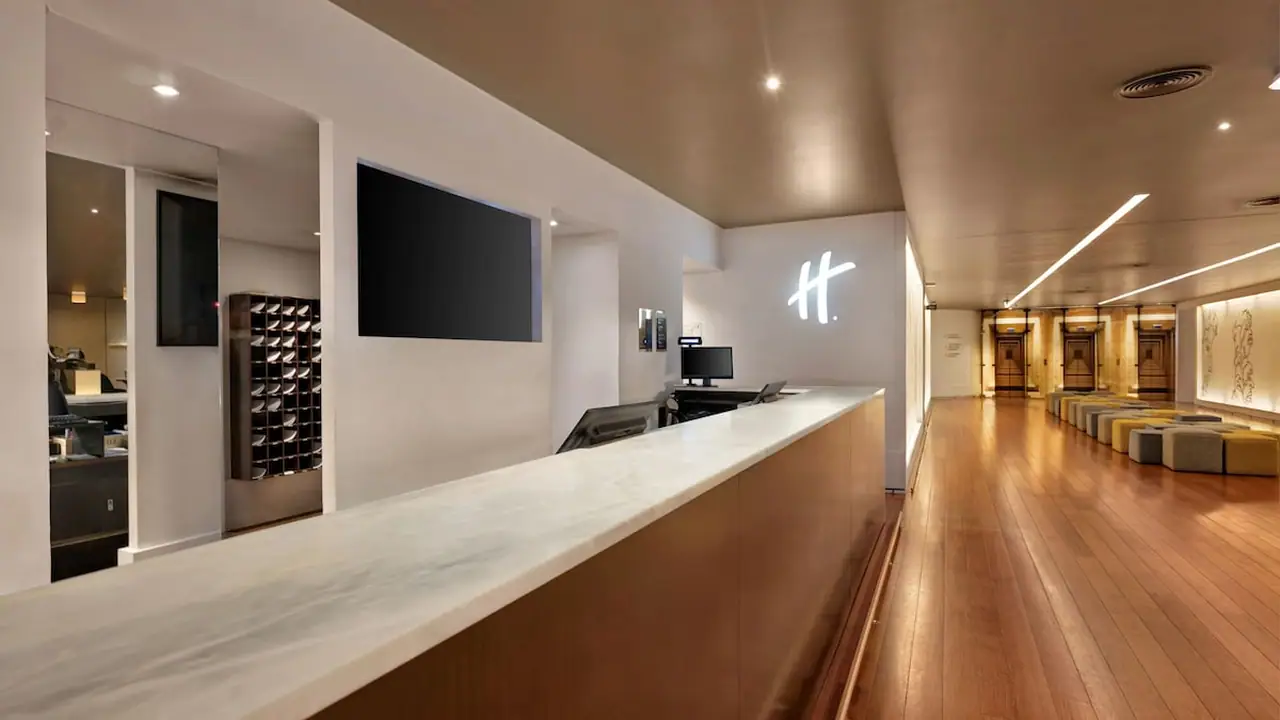 Holiday Inn Porto Gaia